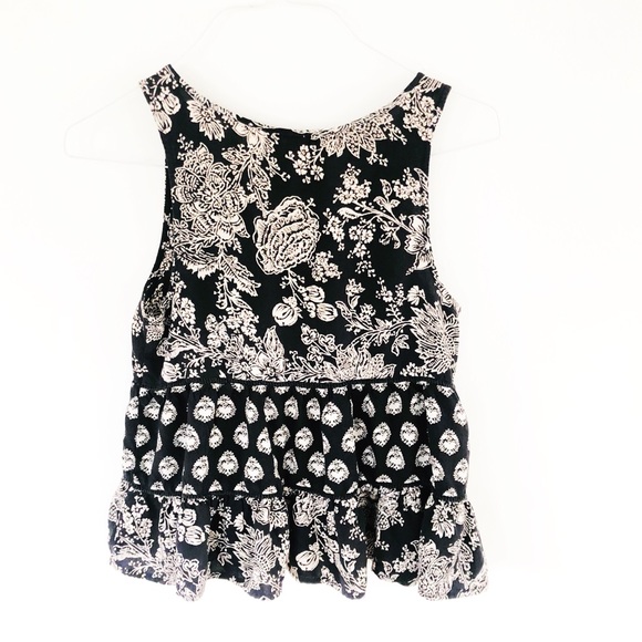 AEO Floral Ruffle Tank - Picture 2 of 5
